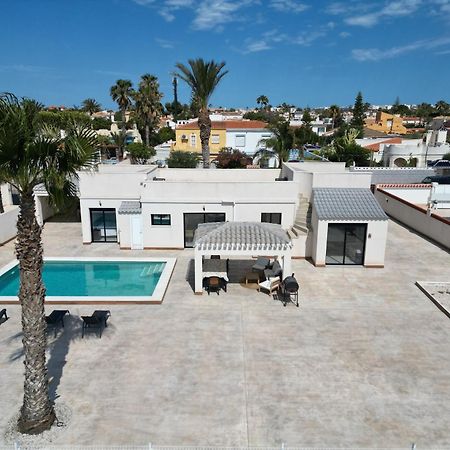 Pink Lagoon Villa Торевьиа Экстерьер фото